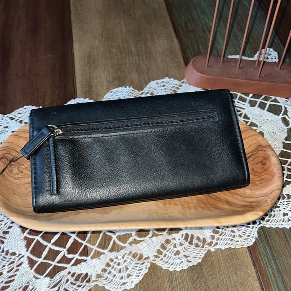 *SOLD on EBAY TAHARI black trifold wallet w/identity protect lining - Picture 2 of 5